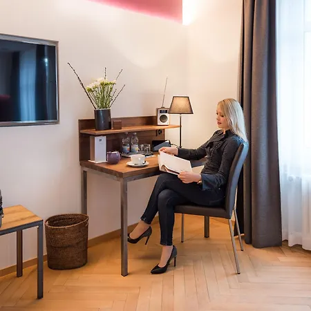 Hotel Boutique Ni-mo 3*