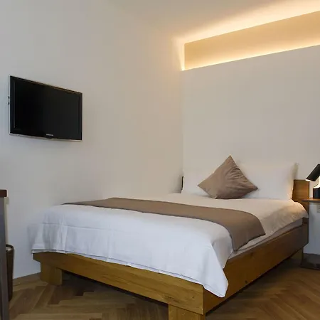 Ξενοδοχείο Boutique Ni-mo 3*